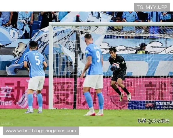 深圳新鹏城1-2不敌青岛西海岸,保级形势严峻 深圳新鹏城1-2不敌青岛西海岸,保级形势严峻